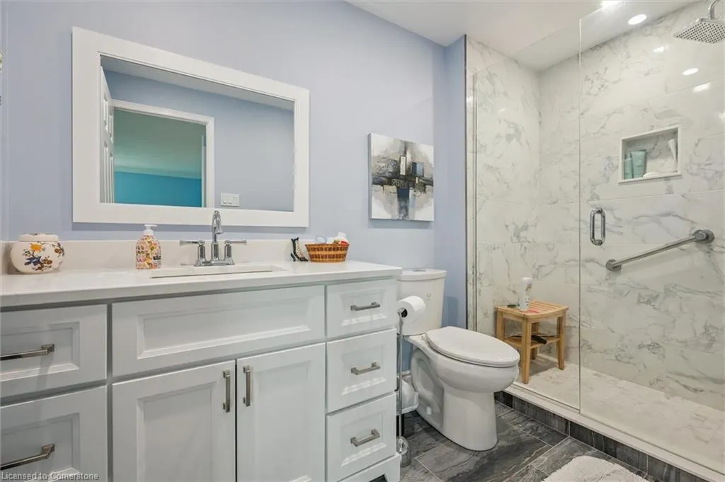 488 Beechwood Drive, #4
