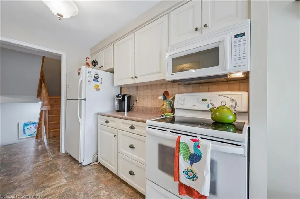 488 Beechwood Drive, #4