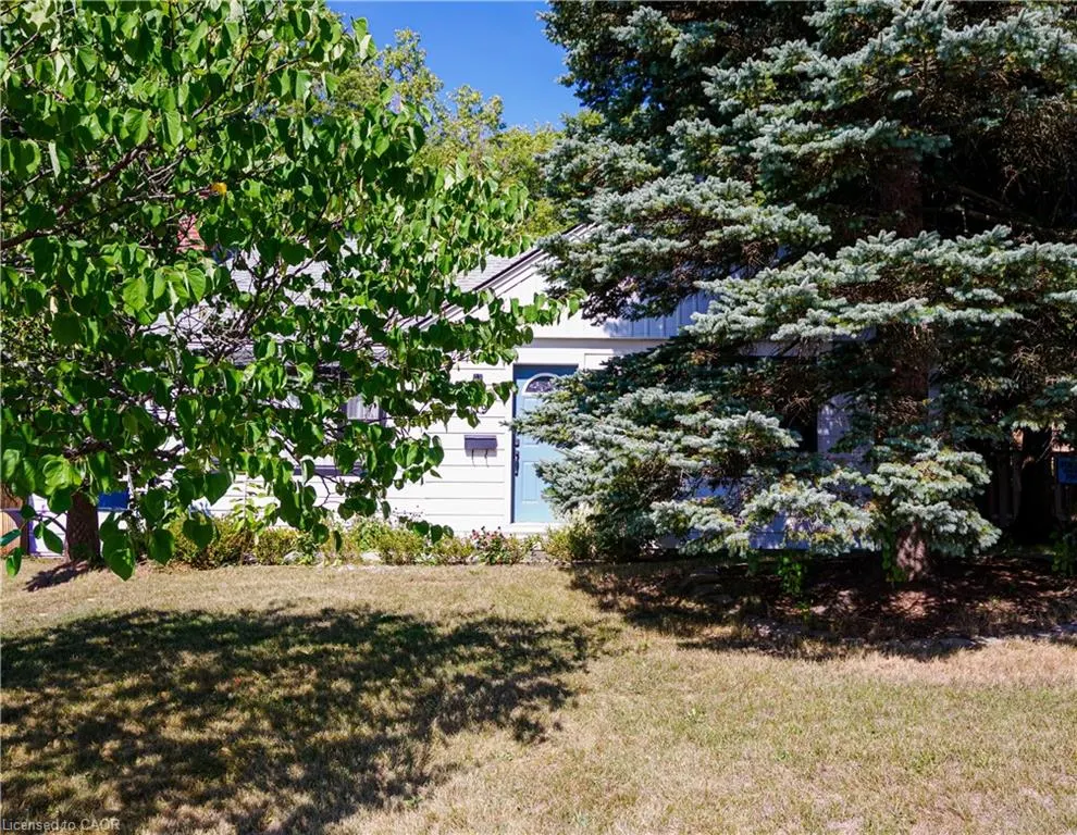 119 Mccall Crescent
