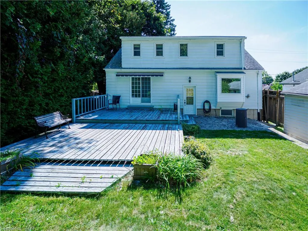 119 Mccall Crescent