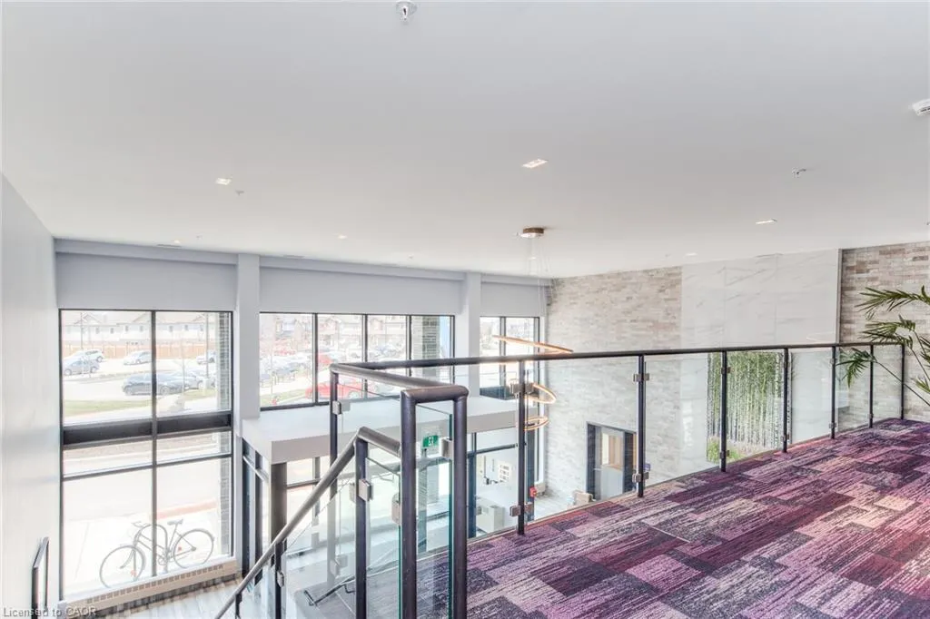35 Kingsbury Square, #327