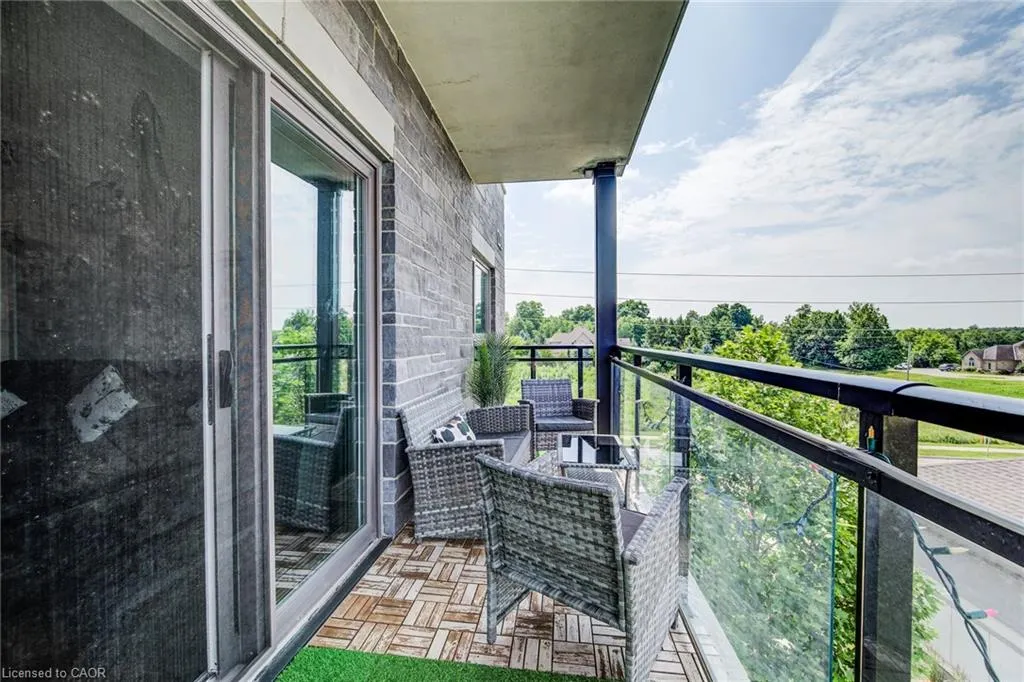 35 Kingsbury Square, #327