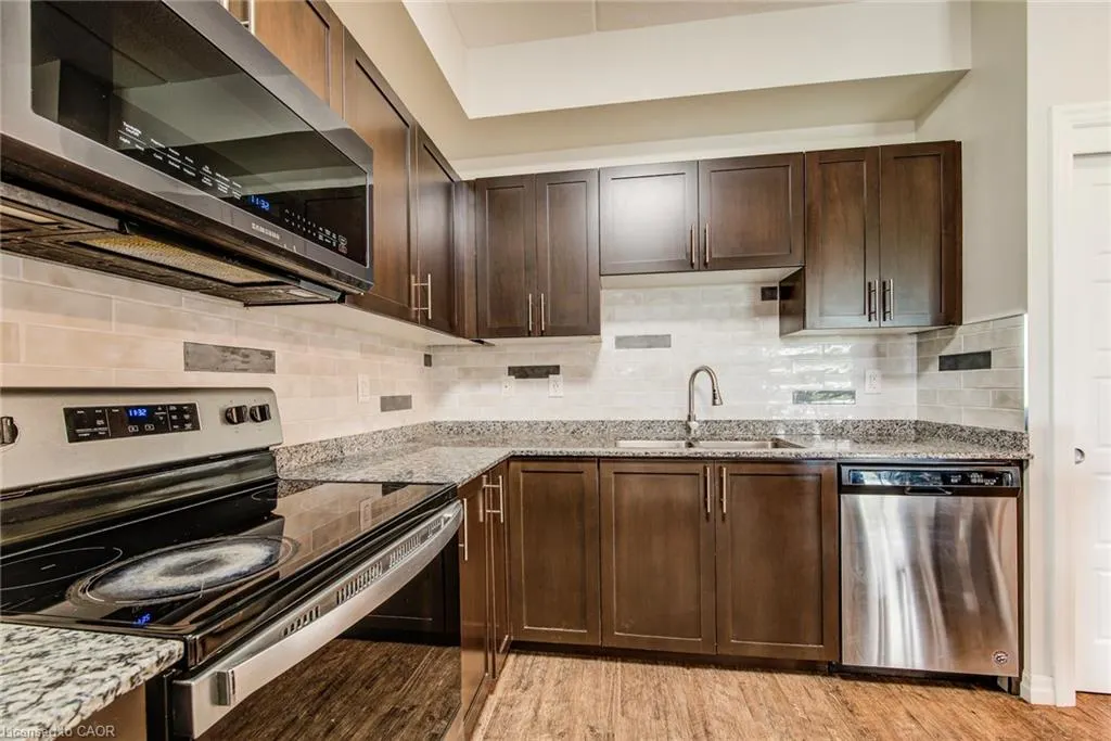 35 Kingsbury Square, #327