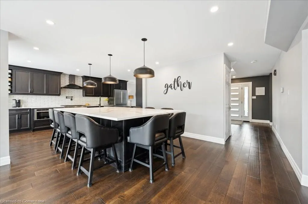 9 Kortright Road E