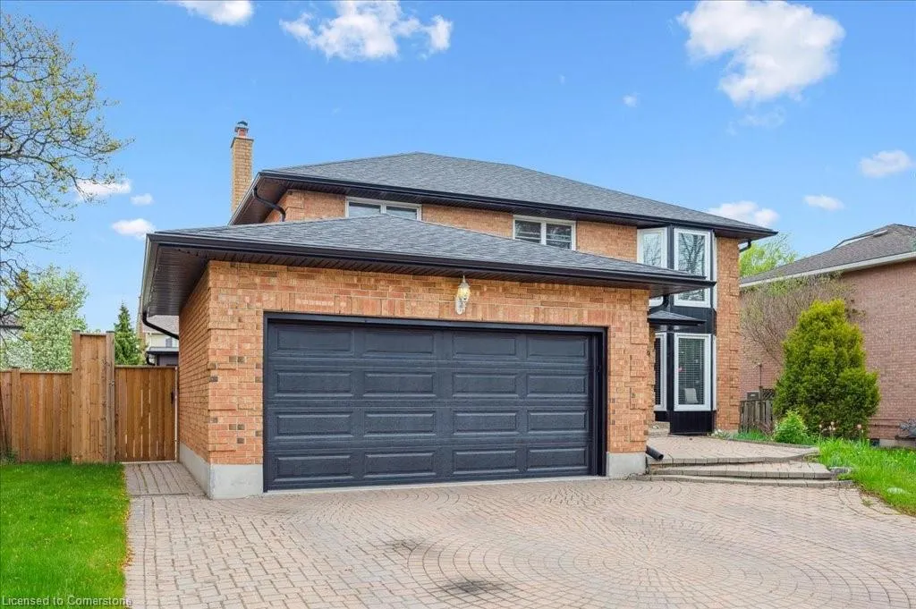 9 Kortright Road E