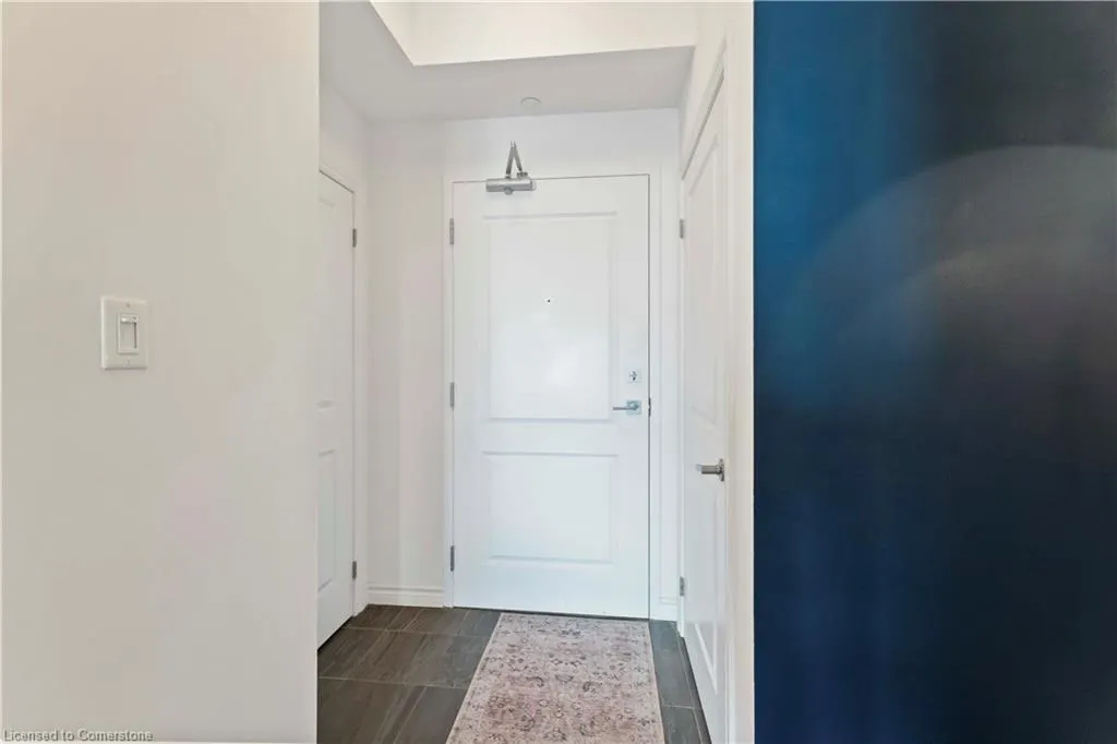 101 Shoreview Place, #522