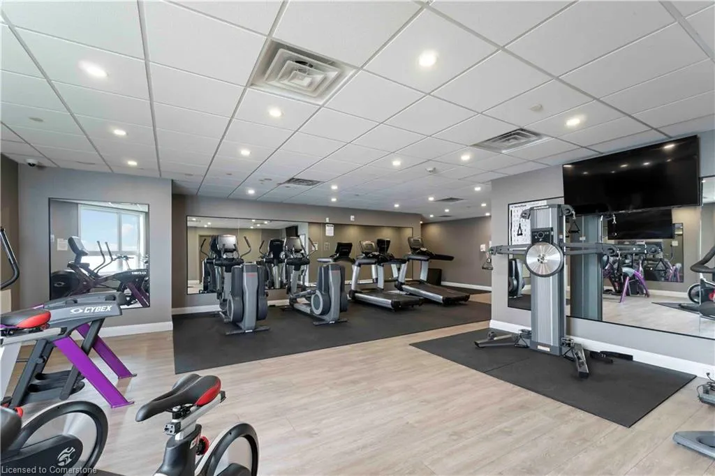 101 Shoreview Place, #522