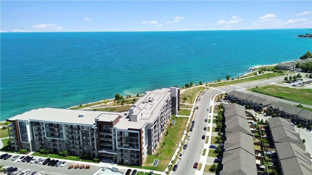 101 Shoreview Place, #522