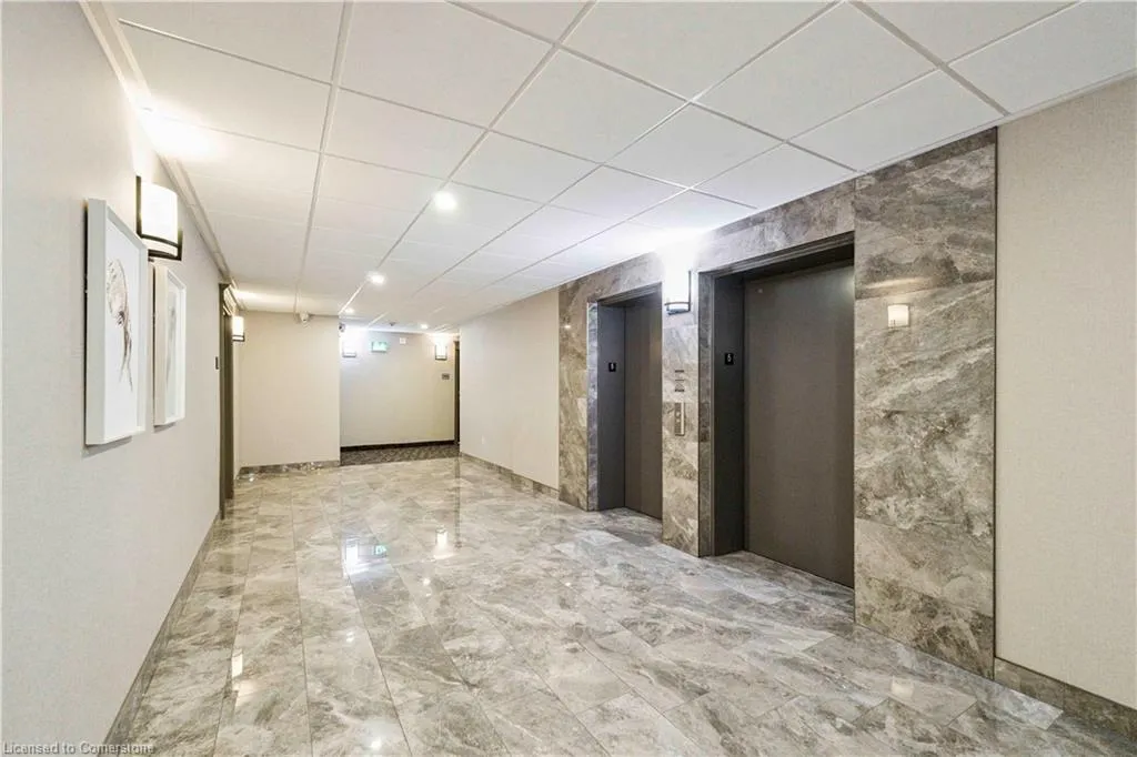 101 Shoreview Place, #522
