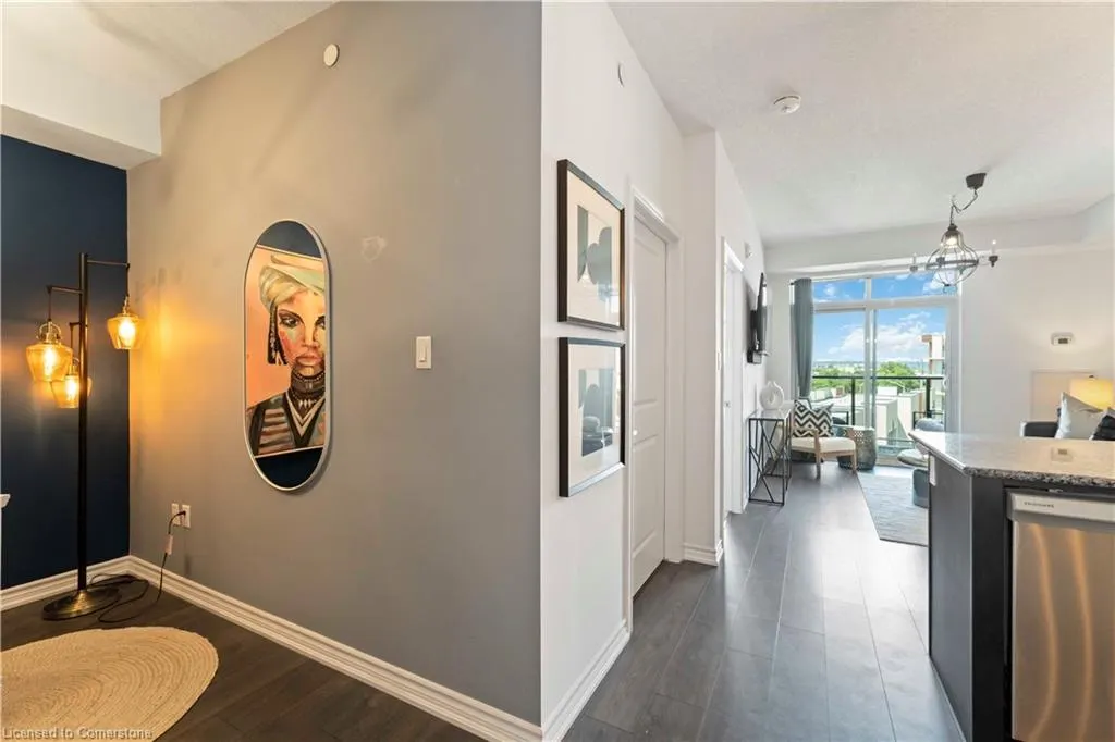 101 Shoreview Place, #522
