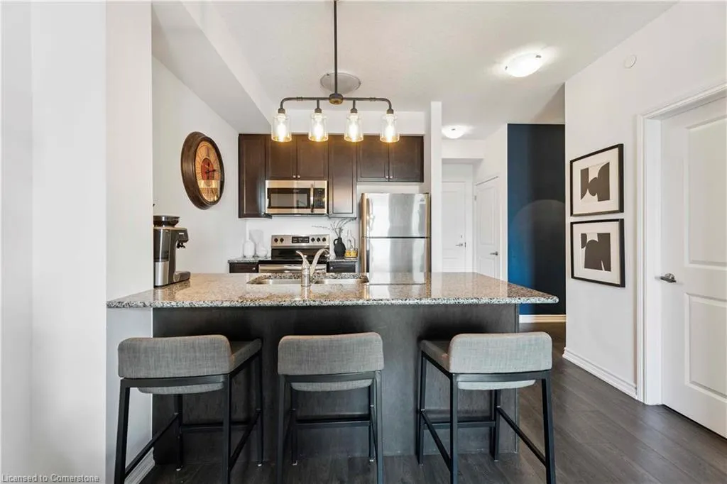 101 Shoreview Place, #522