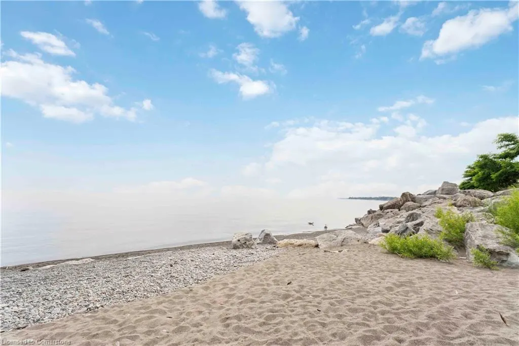 101 Shoreview Place, #522