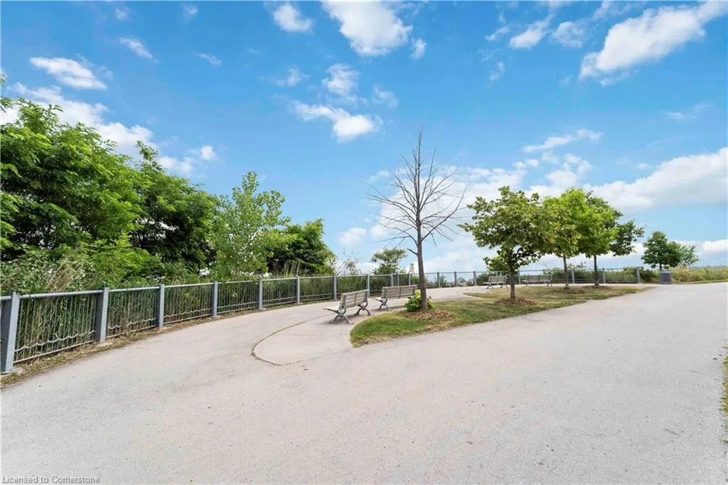 101 Shoreview Place, #522