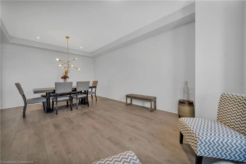 25 Elliot Avenue E, #2