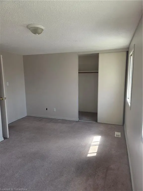 1458 Wildren Place