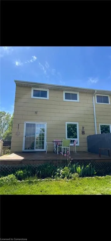 1458 Wildren Place