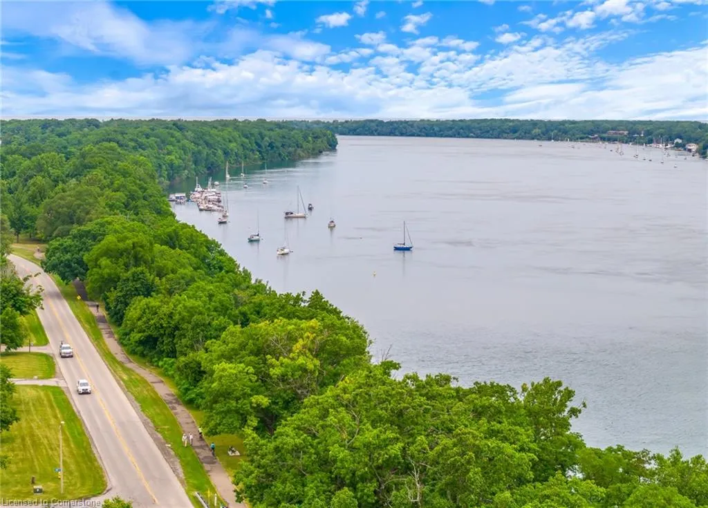 15756 Niagara Parkway