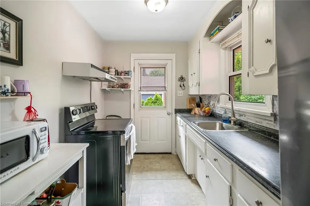 15756 Niagara Parkway