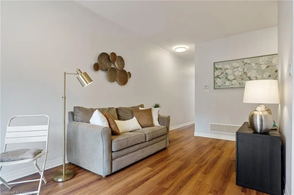 70 Plains Road Road W, #29