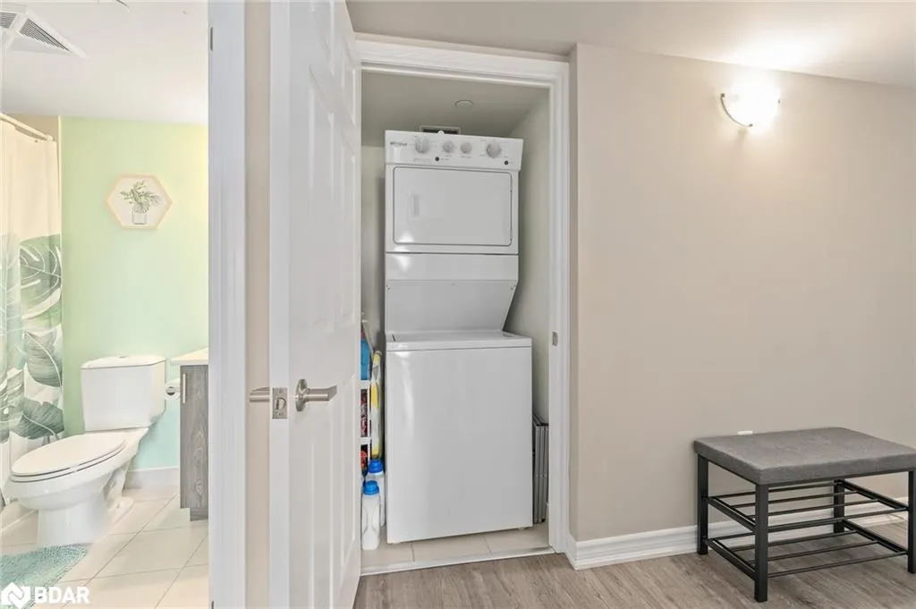 716 Main Street, #207