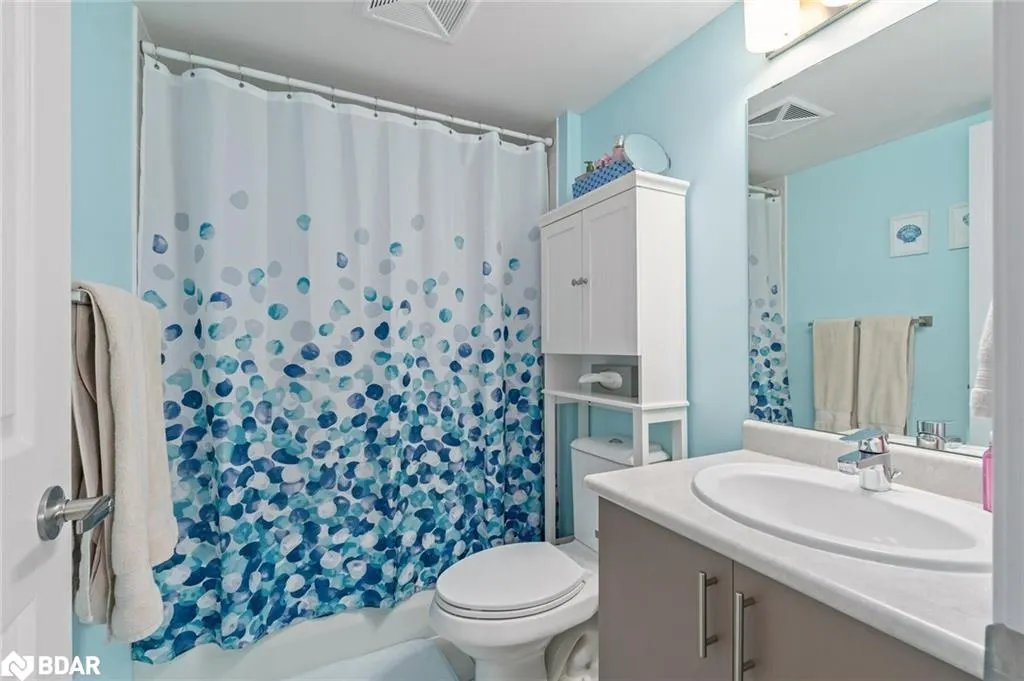 716 Main Street, #207