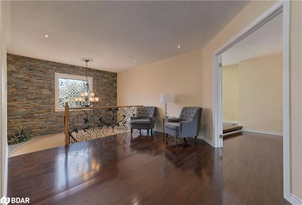 2857 Termini Terrace
