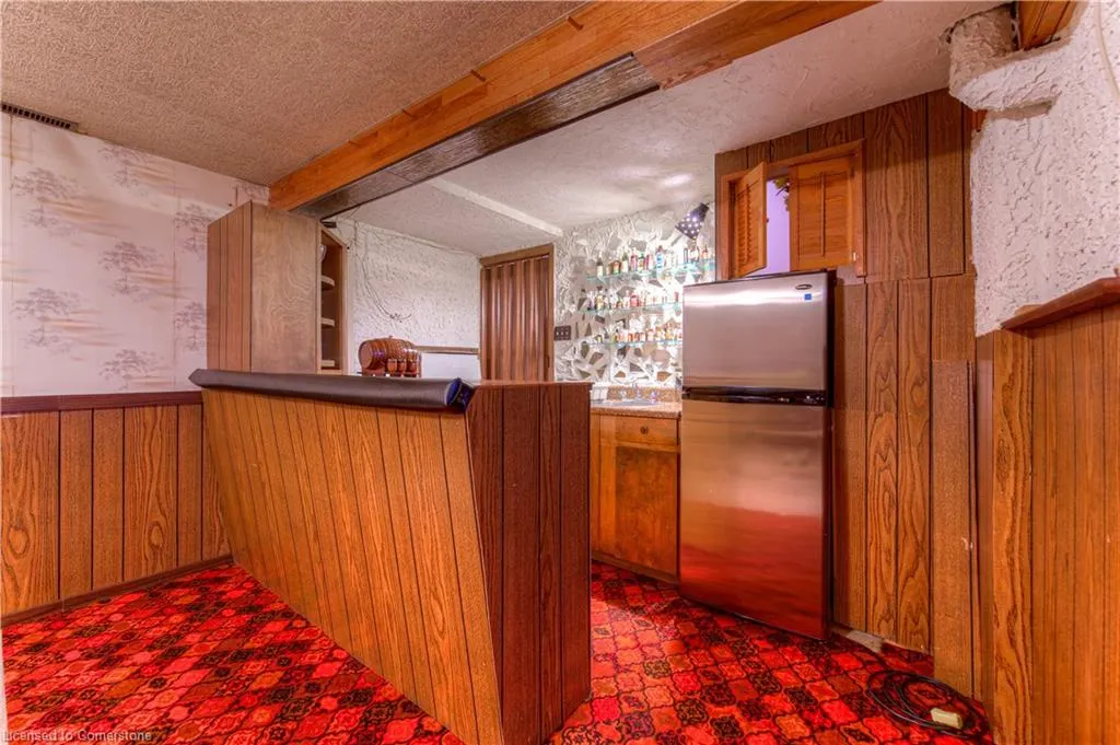 1227 Valentine Drive