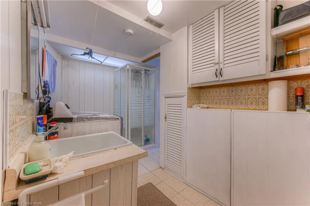 1227 Valentine Drive