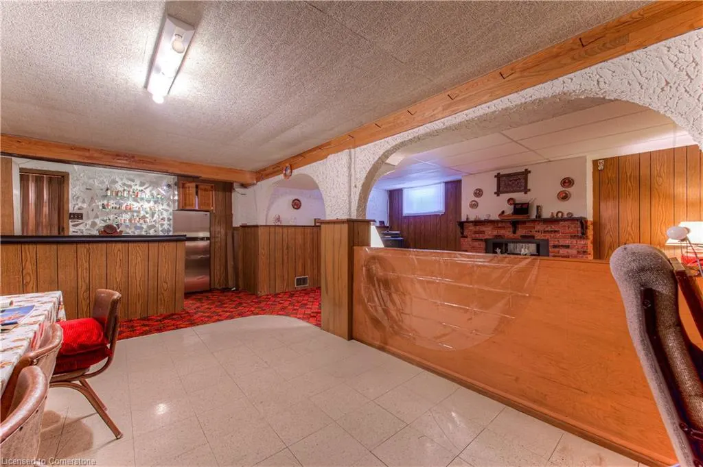 1227 Valentine Drive