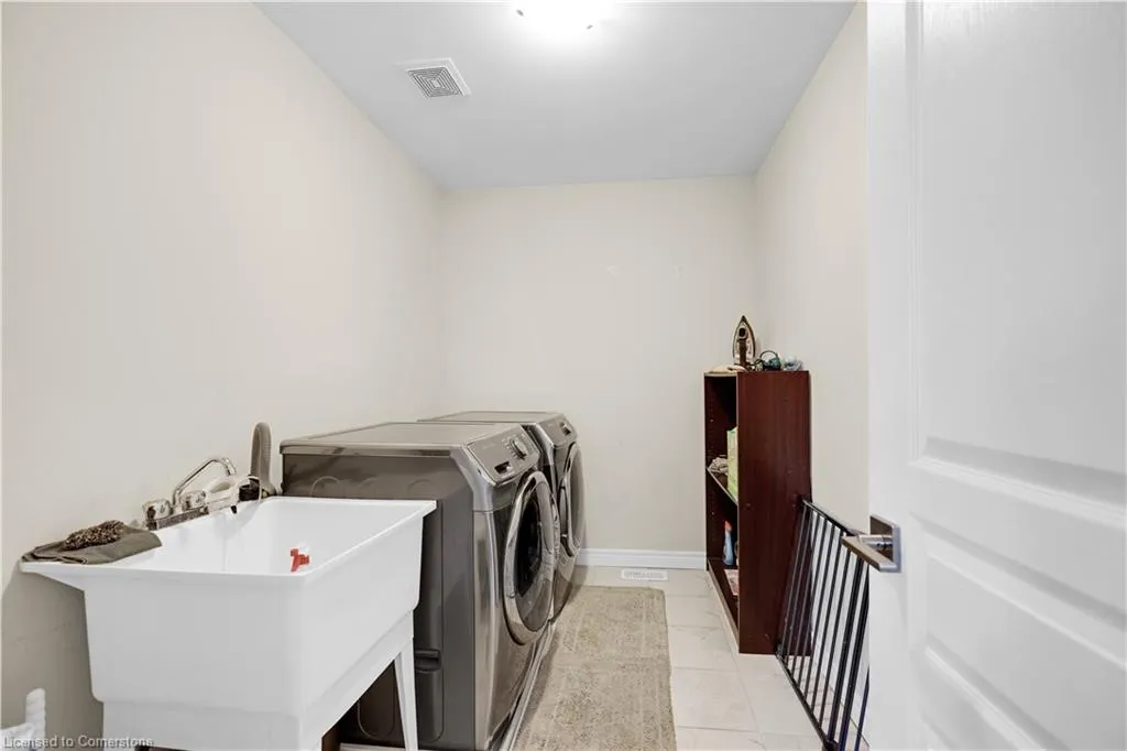 38 Elmbank Trail