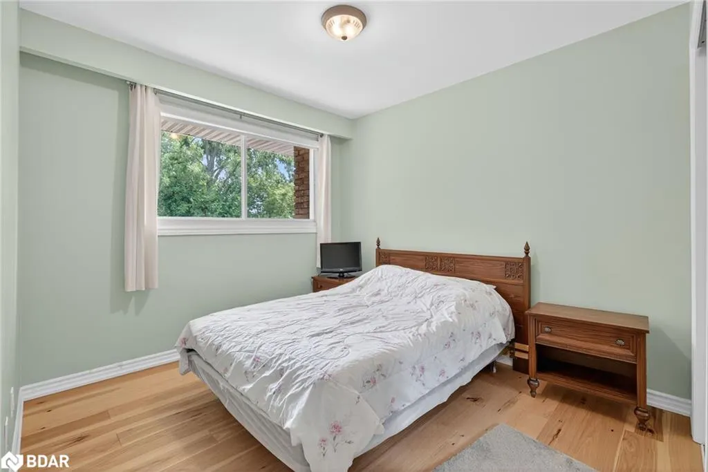 17 St Vincent Street, #9