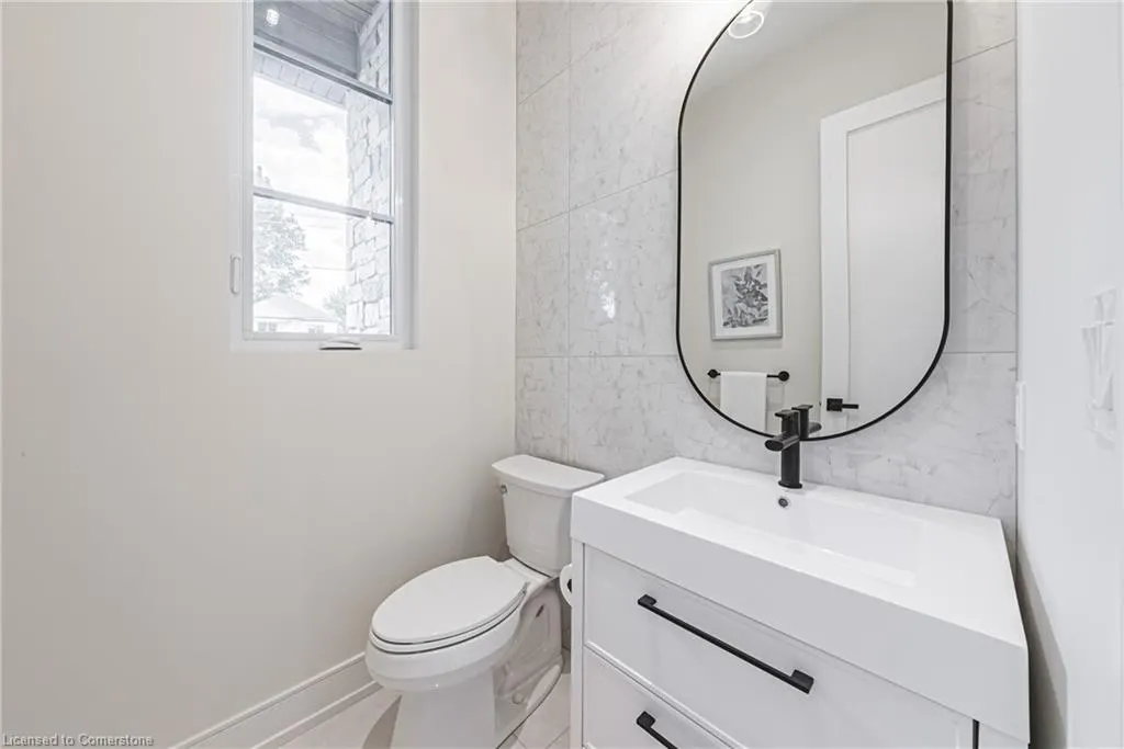 202 Queen Street W