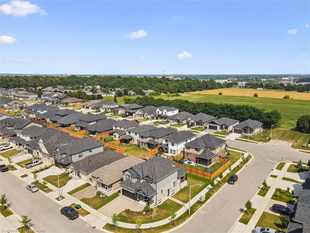 164 Woodberry Crescent