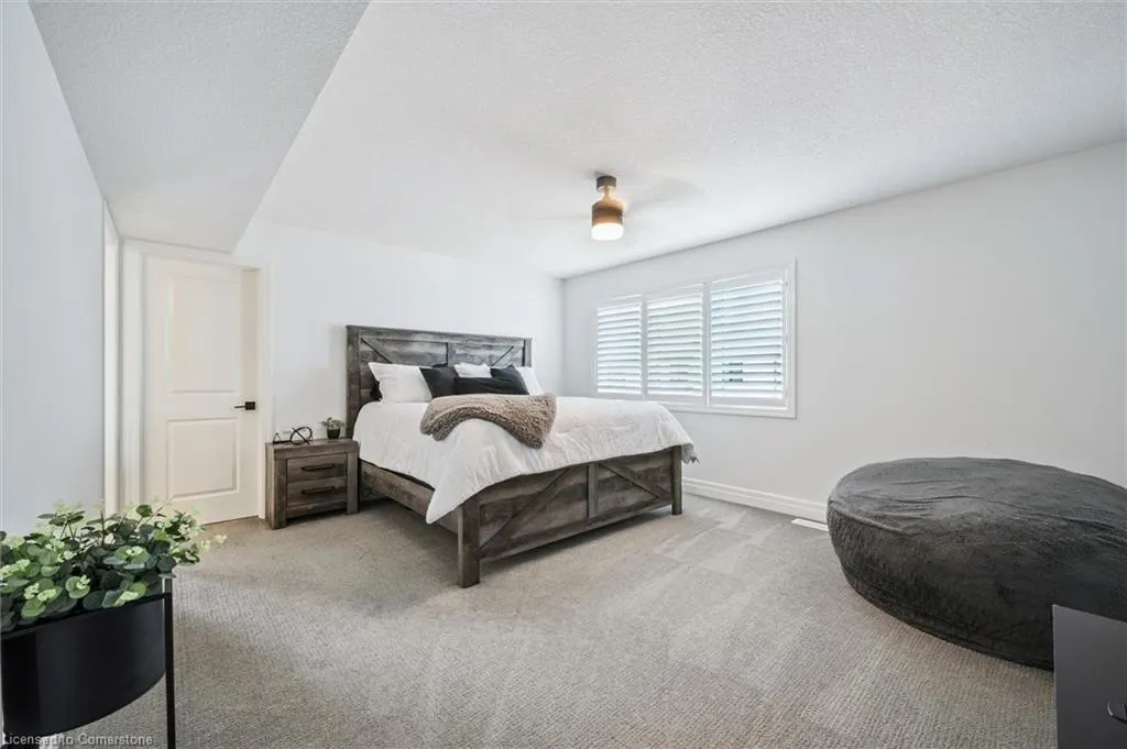164 Woodberry Crescent