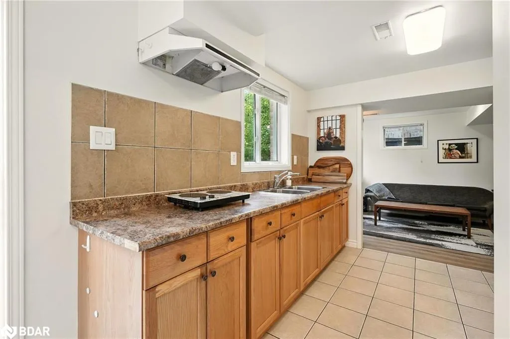 12 Dunnett Drive