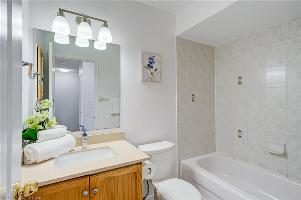 80 Acorn Place, #49