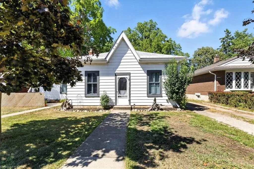 92 Francis Street