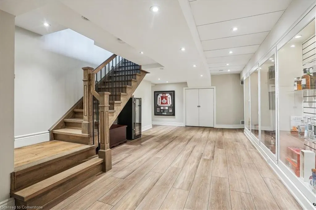 10 Azalea Court