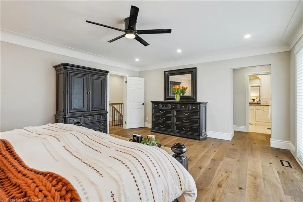 10 Azalea Court