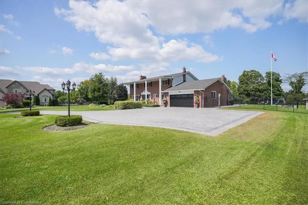 10 Azalea Court