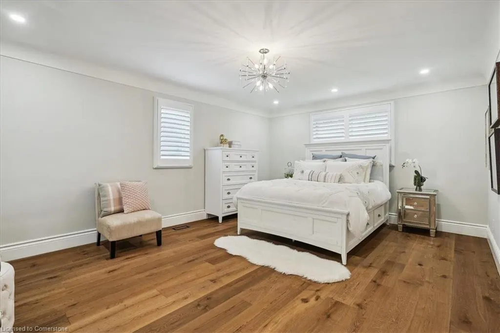 10 Azalea Court