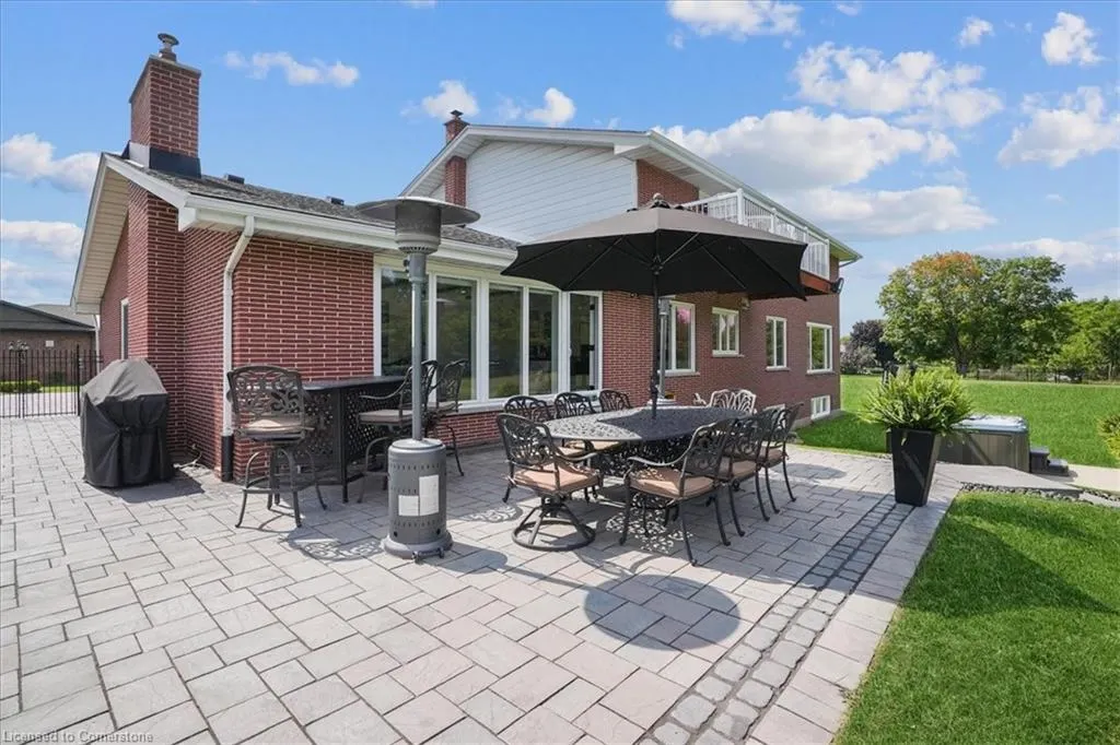 10 Azalea Court