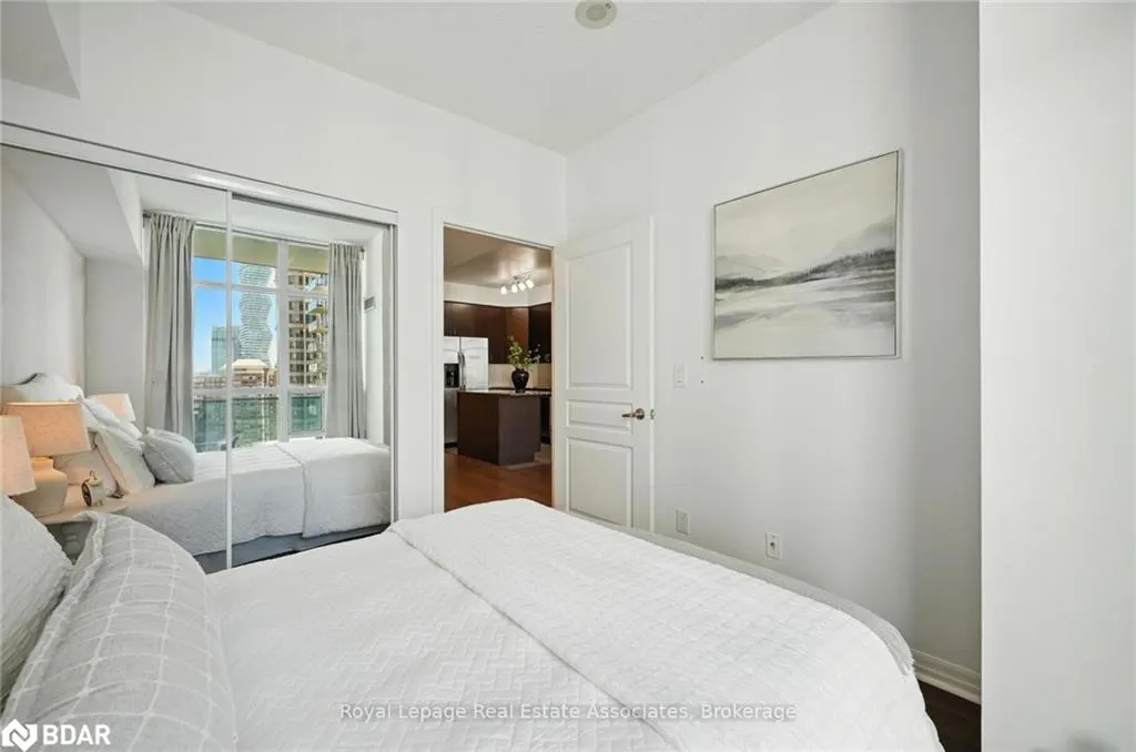 223 Webb Drive, #2008