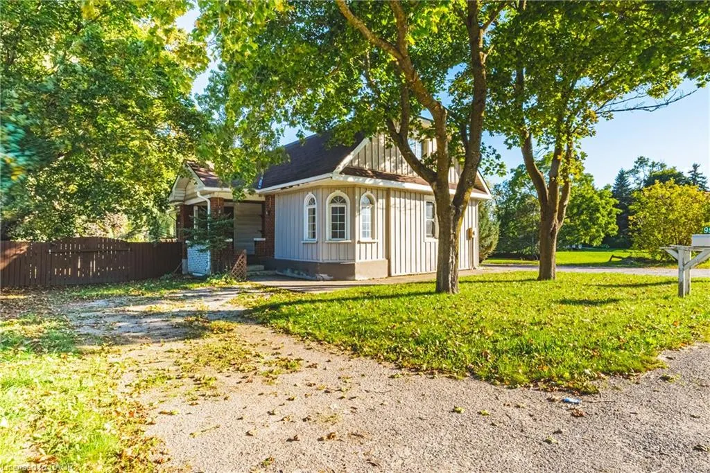 9589 Wellington 124 Road