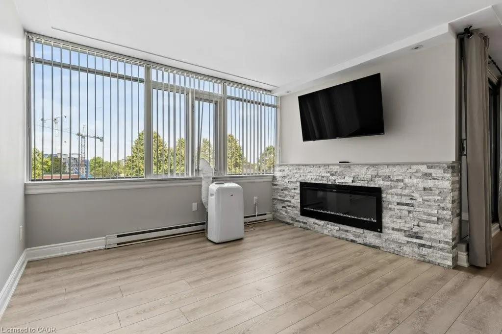 40 Harrisford Street, #305