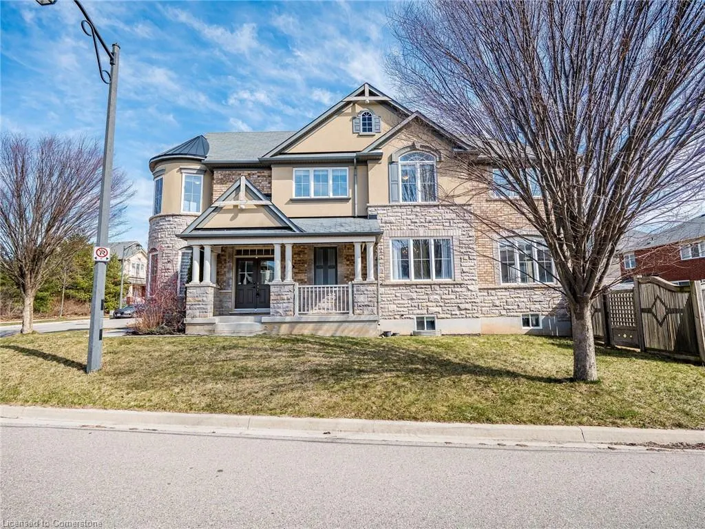 416 Gooch Crescent