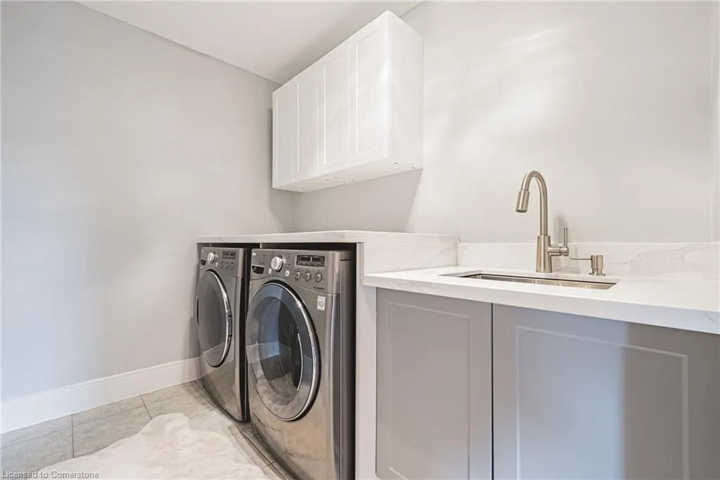 8788 Dogwood Crescent