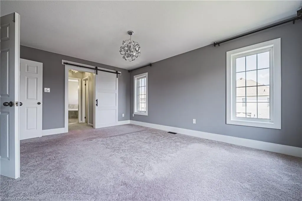 8788 Dogwood Crescent