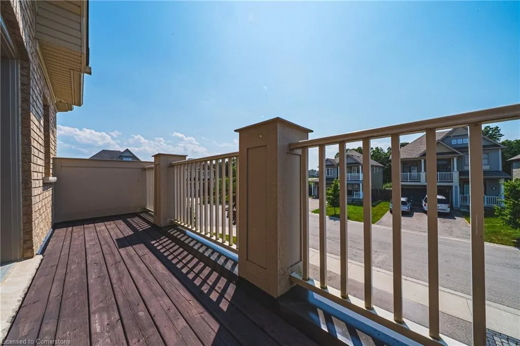 8788 Dogwood Crescent