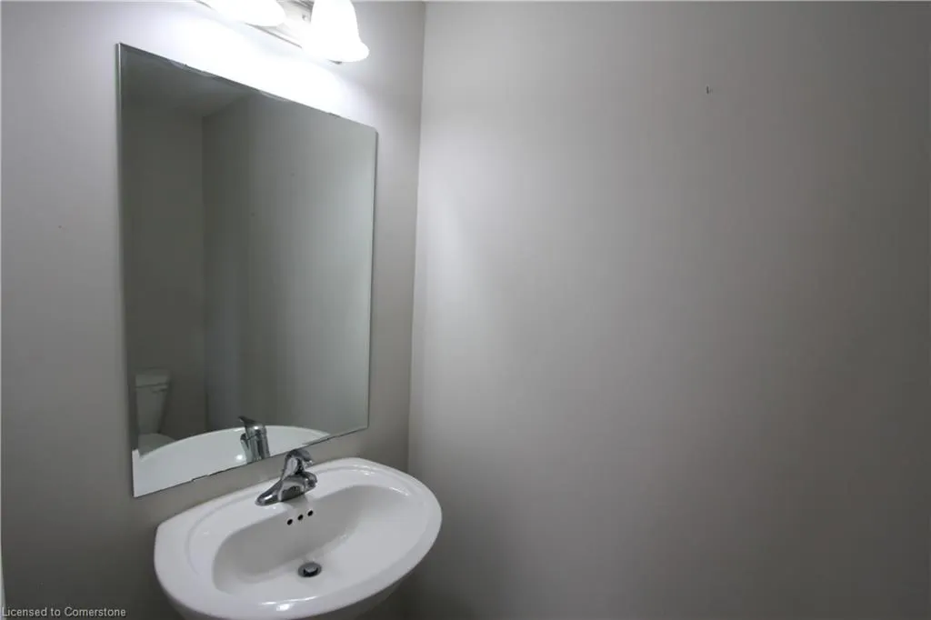 255 Maitland Street, #3E